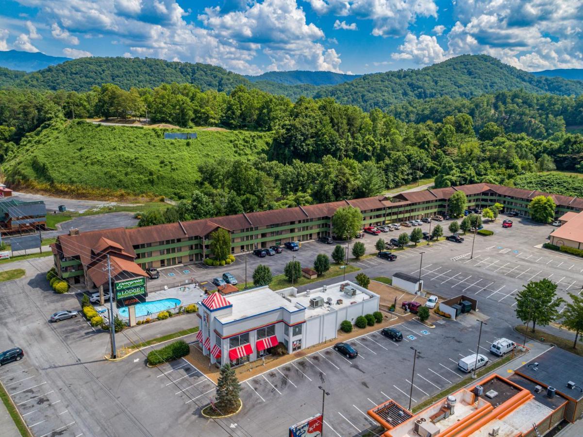 Days Inn By Wyndham Pigeon Forge South Exterior foto